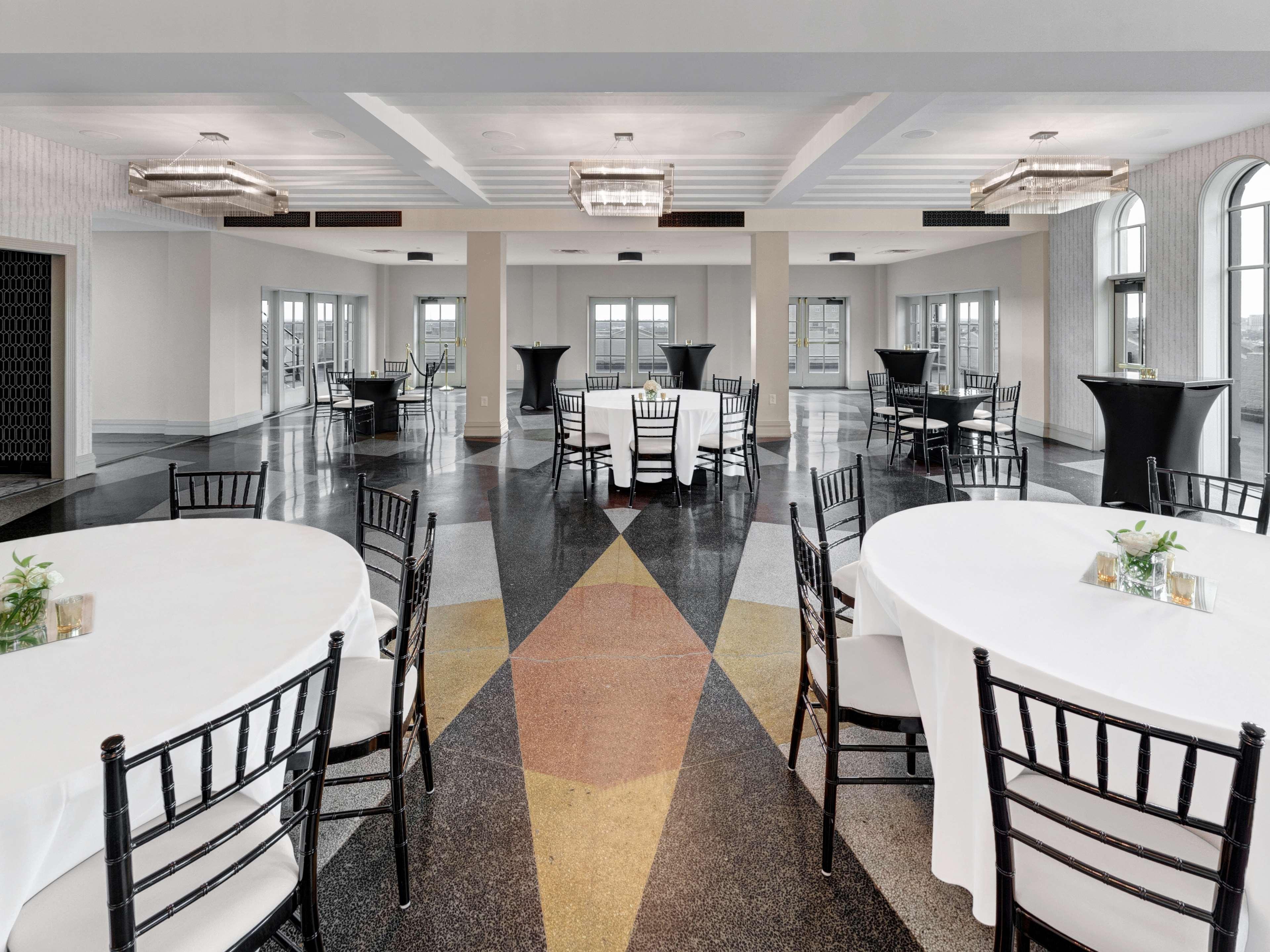 Tulsa Club Hotel Curio Collection By Hilton Εξωτερικό φωτογραφία