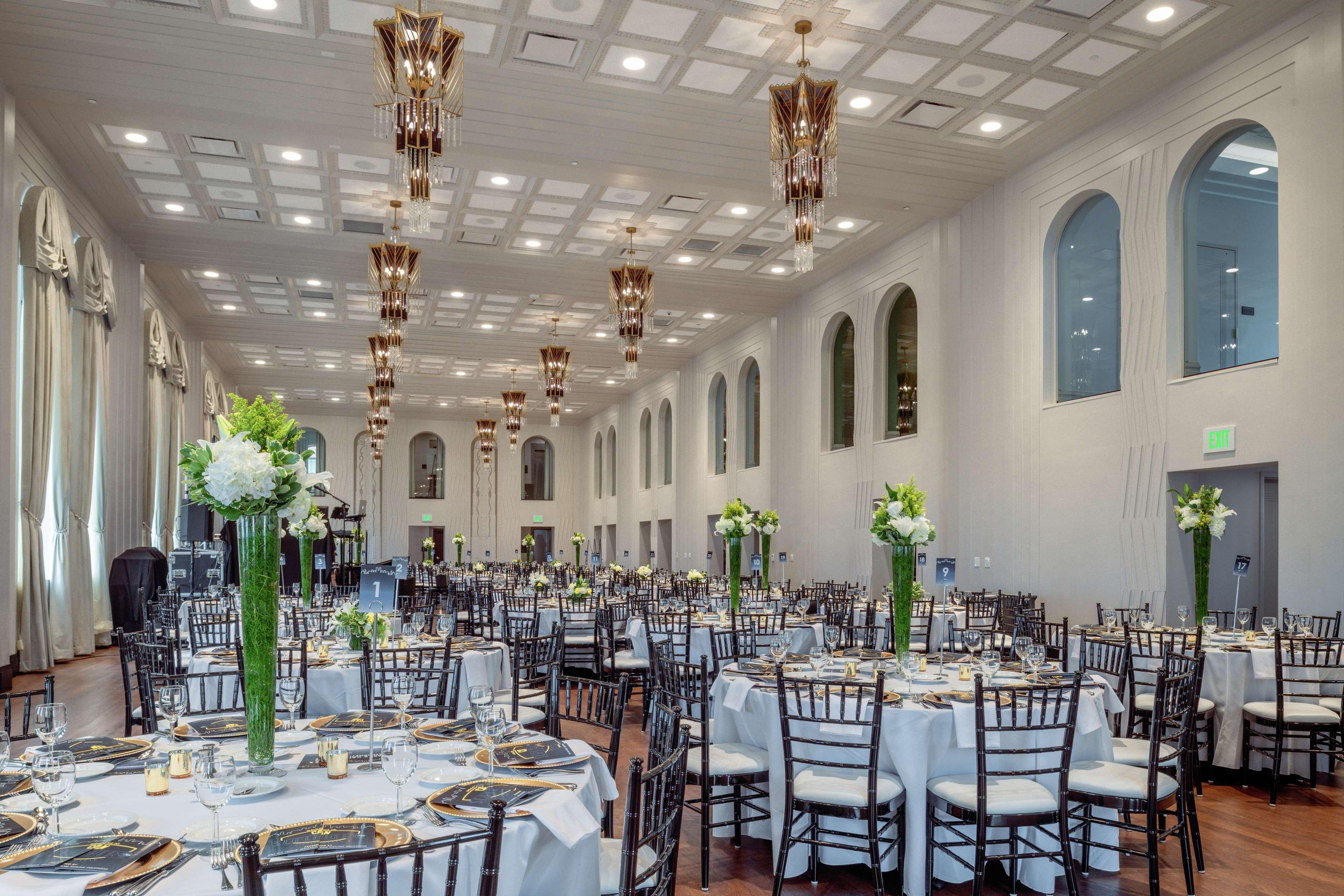 Tulsa Club Hotel Curio Collection By Hilton Εξωτερικό φωτογραφία