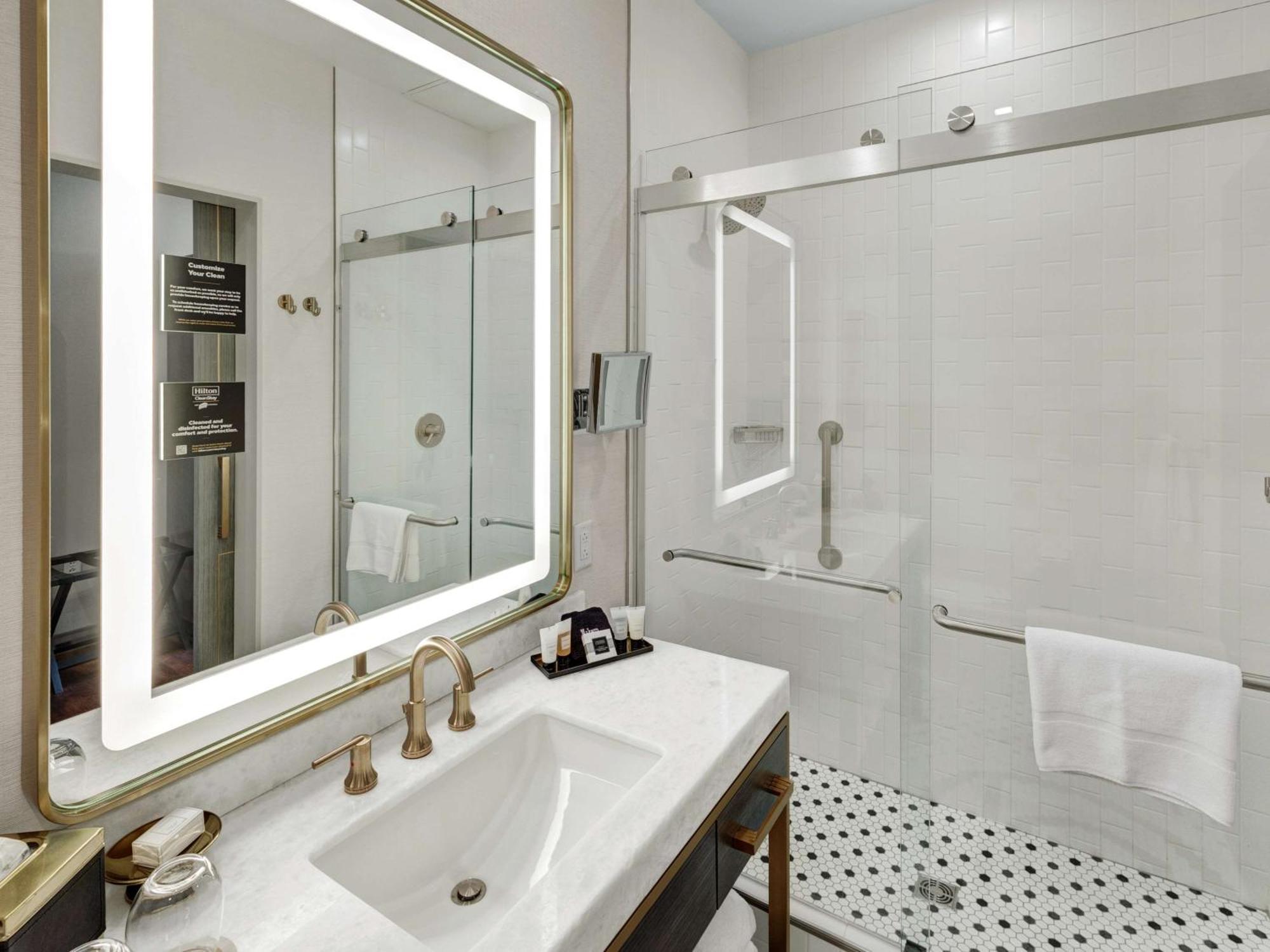 Tulsa Club Hotel Curio Collection By Hilton Εξωτερικό φωτογραφία